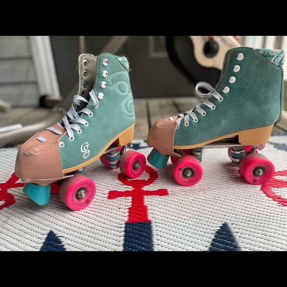 Candi Girl Skates size 5 - Picture 2 of 2